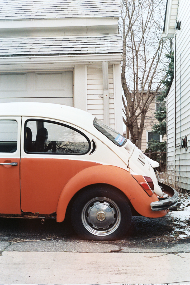 Illustration for article titled So I tried shooting Natura1600 at dusk/night